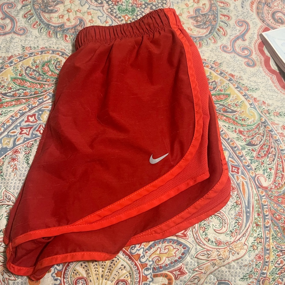 Nike shorts size medium. In like new condition. Asking $15